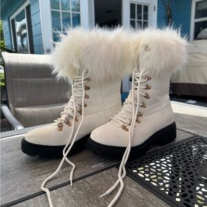 Women's White Fur-Lined Boots